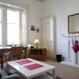  Appartement Grindlay Street Residence, 2 Bedroom, 2 Bathroom Close To Castle