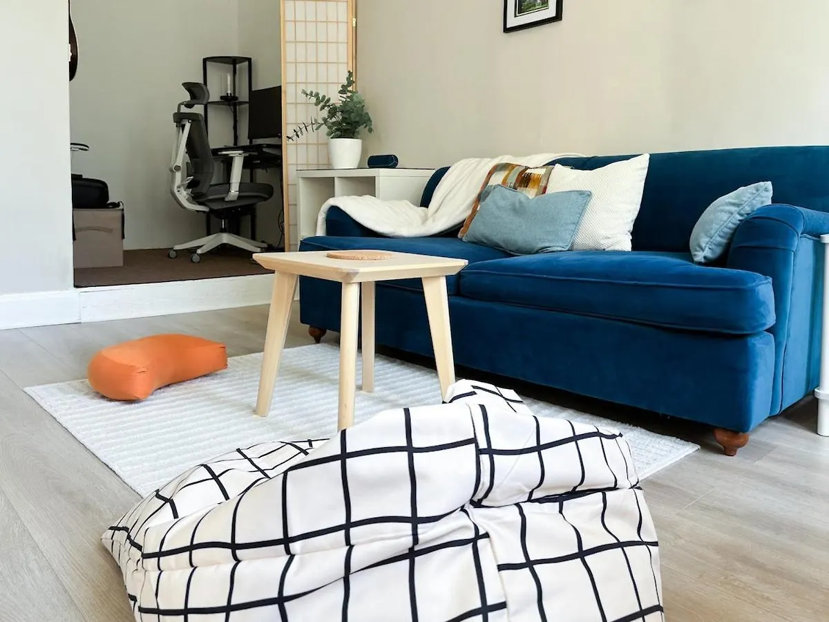 Sunny Scandi Edinburgh Retreat 1Br, Close To Murrayfield And Convenient Transportation To City Centre 0*,  Regno Unito